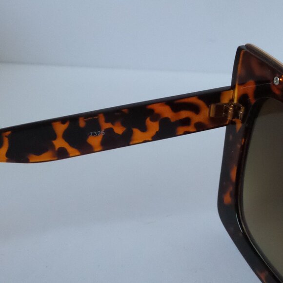 Vintage Sunglasses main image 6